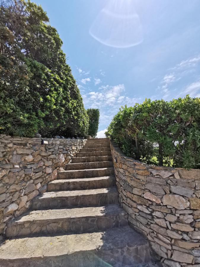 Mega Ocean Magoito - Guest House - Sintra Exterior photo